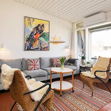 6 Person On A In Sæby